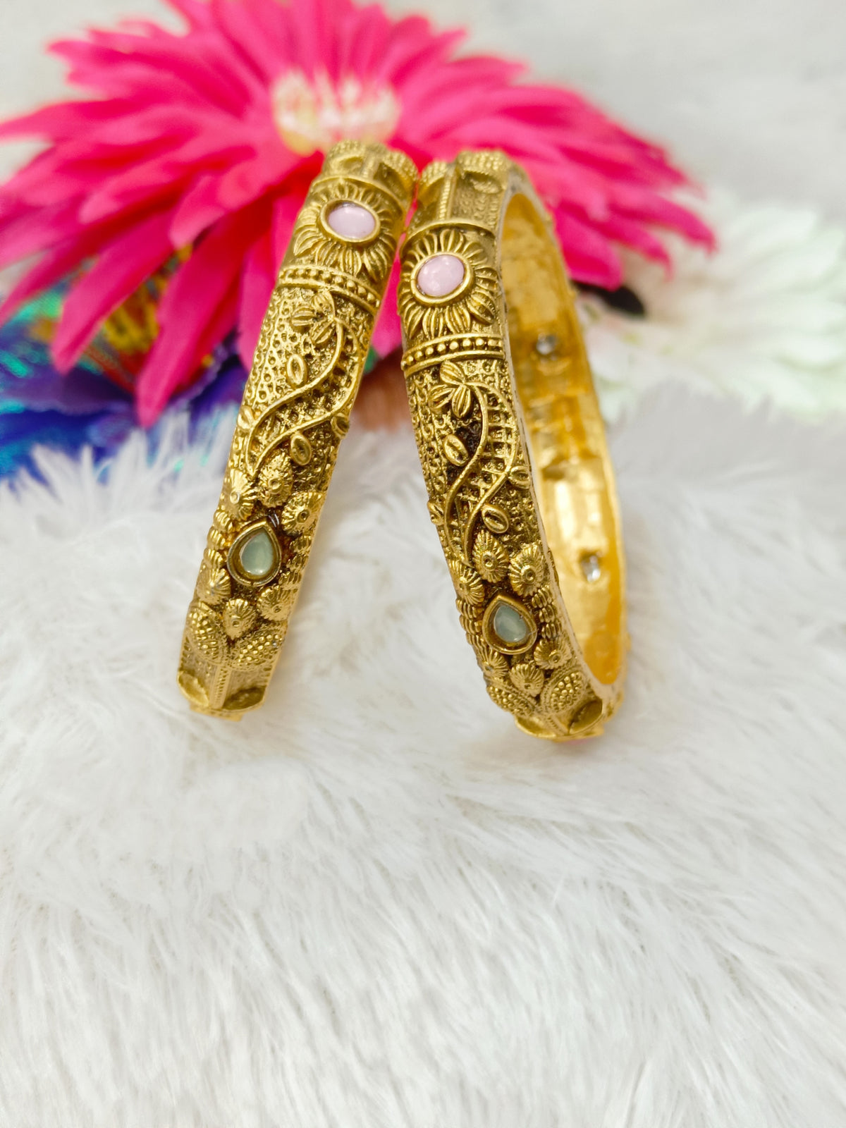 Traditional Kundan Designer Bangles 2 Pieces