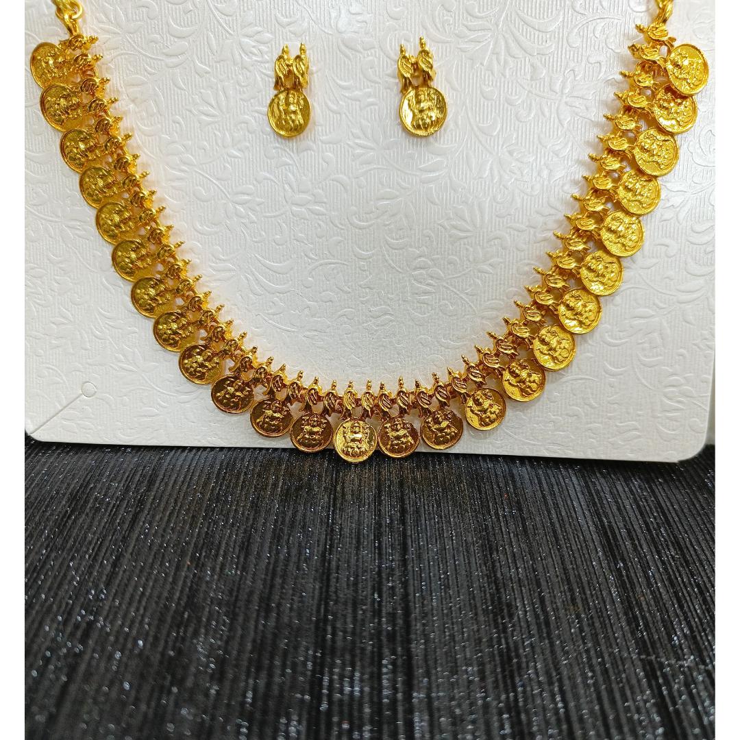 Dazzling Divinity Necklace Set