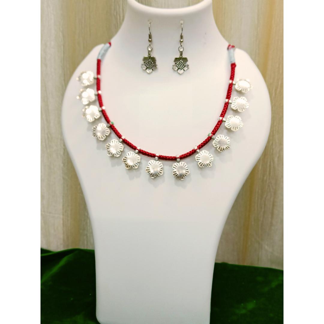 Floating Petals Necklace Set - Thread Necklace With Earrings